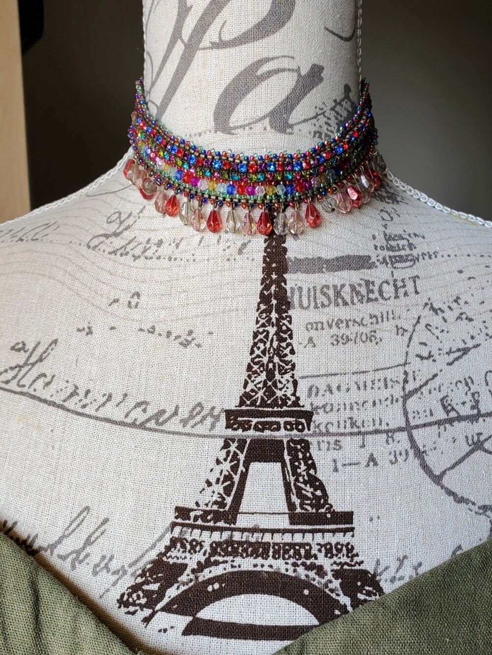 Vtg. Beaded Choker Necklace